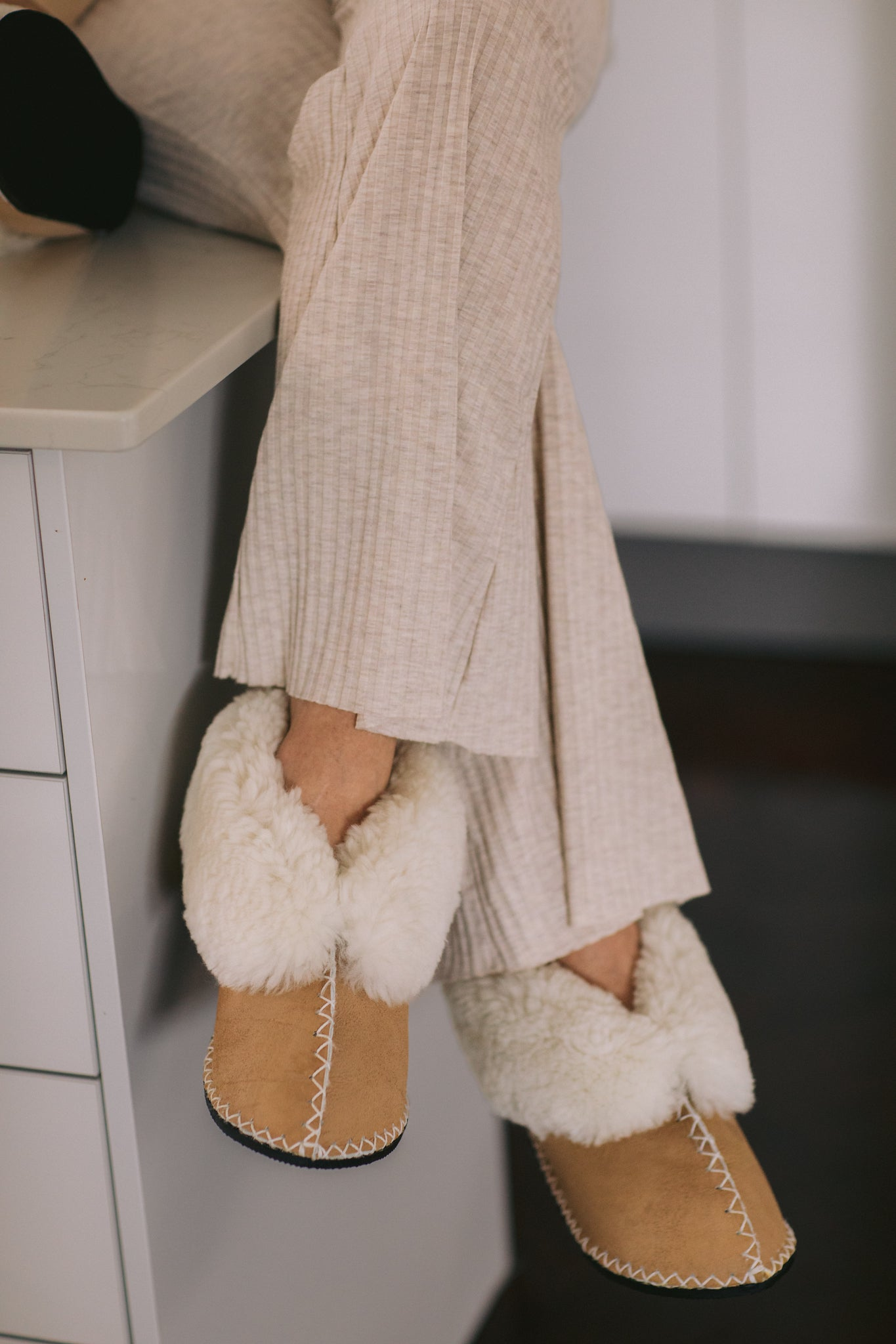 Full Slippers – Ou Skaapse Slippers